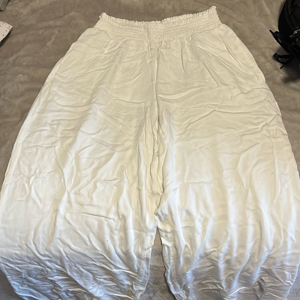 Flowy white pants